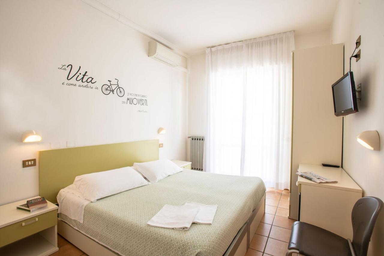 Eco-Hotel Edy เคียนเชียโนแตร์เม ภายนอก รูปภาพ